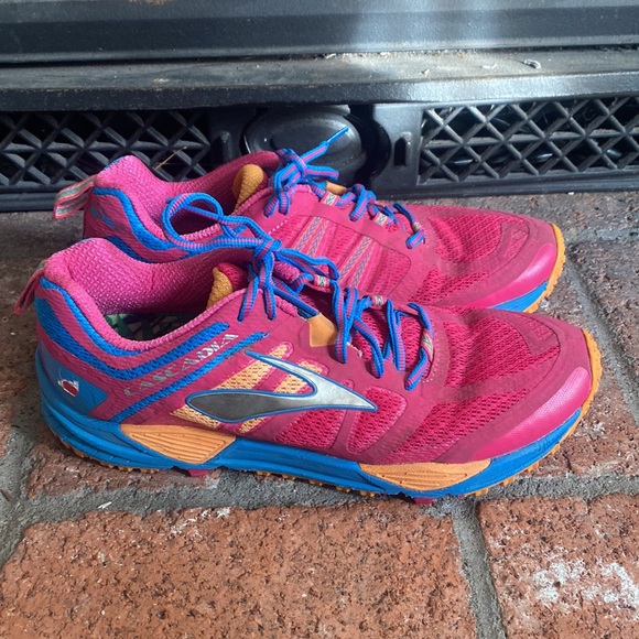 Brooks Cascadia 11 Running Trail Shoes Sneakers SZ 10 - Picture 2 of 7